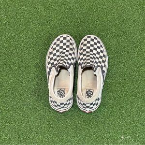 Woman’s size 11 vans slip on